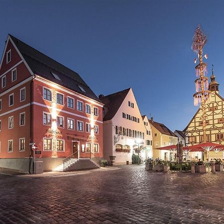 Stadthotel Kachelofen Krumbach Bagian luar foto