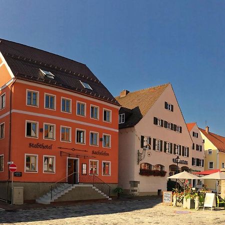 Stadthotel Kachelofen Krumbach Bagian luar foto