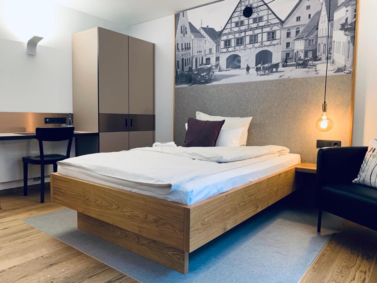 Stadthotel Kachelofen Krumbach Bagian luar foto