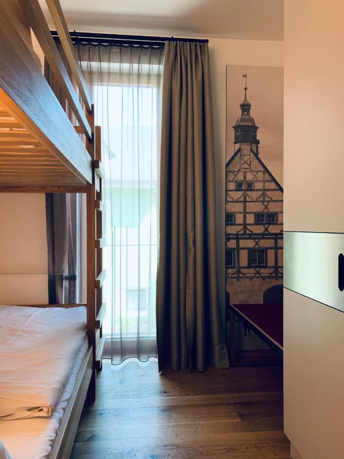 Stadthotel Kachelofen Krumbach Bagian luar foto
