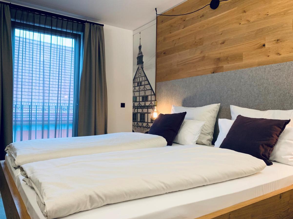 Stadthotel Kachelofen Krumbach Bagian luar foto