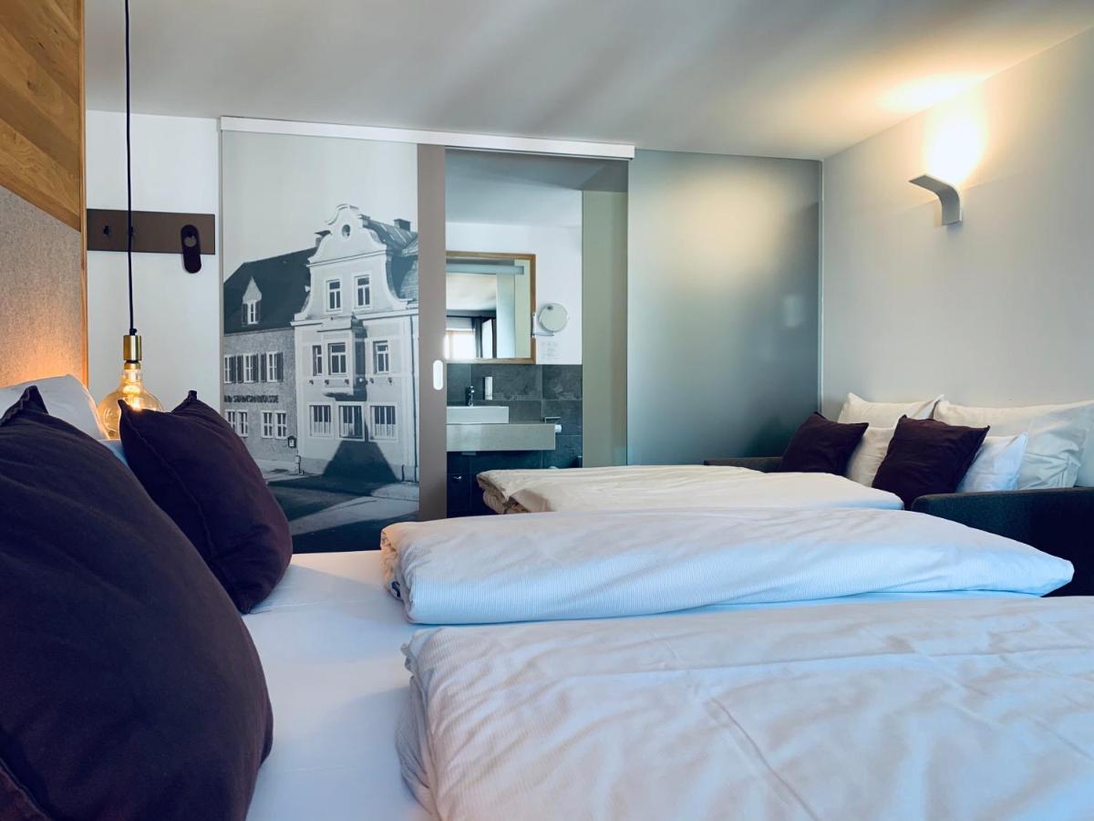 Stadthotel Kachelofen Krumbach Bagian luar foto
